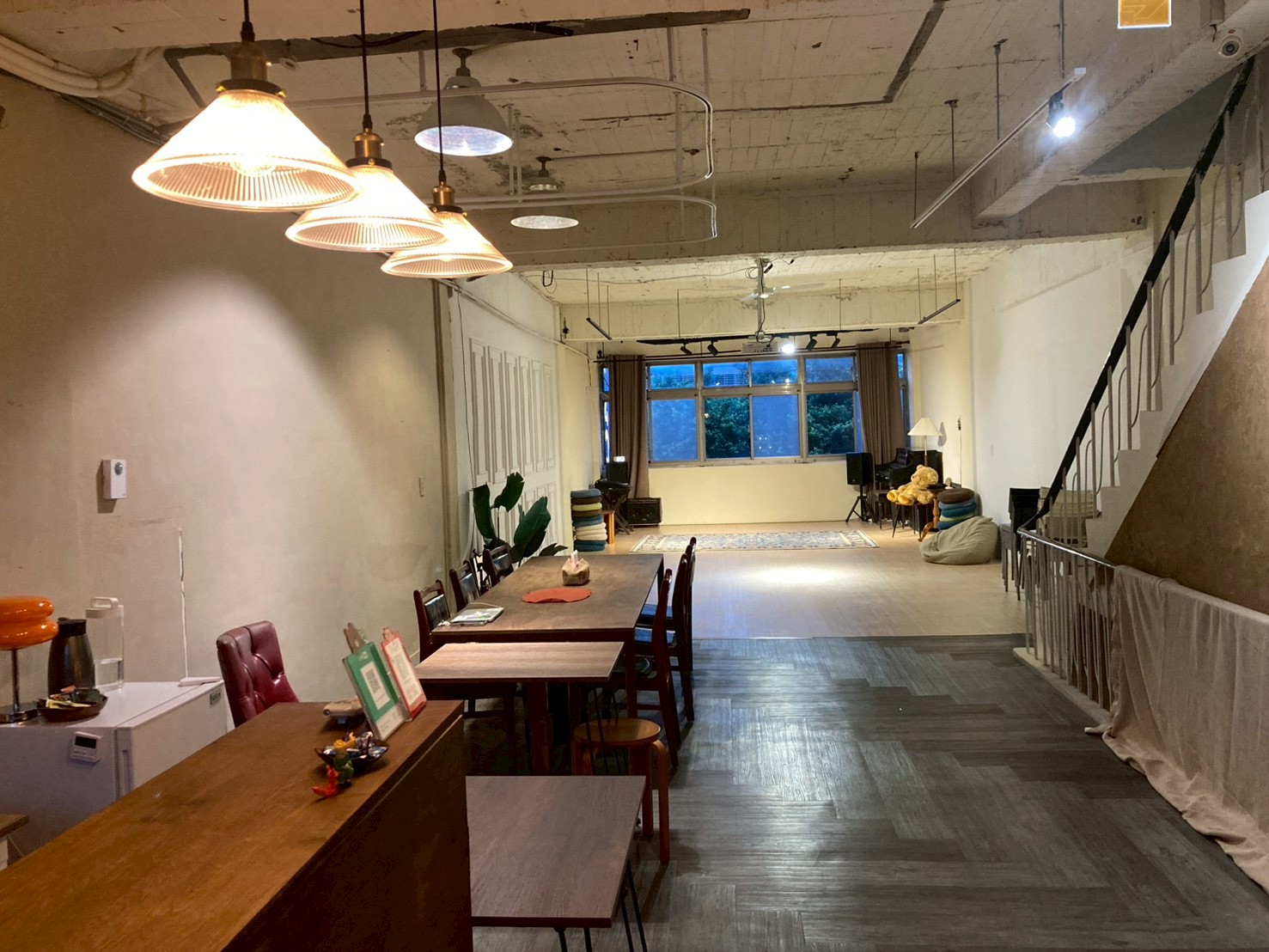 1F 座位區｜適合輕型聚會